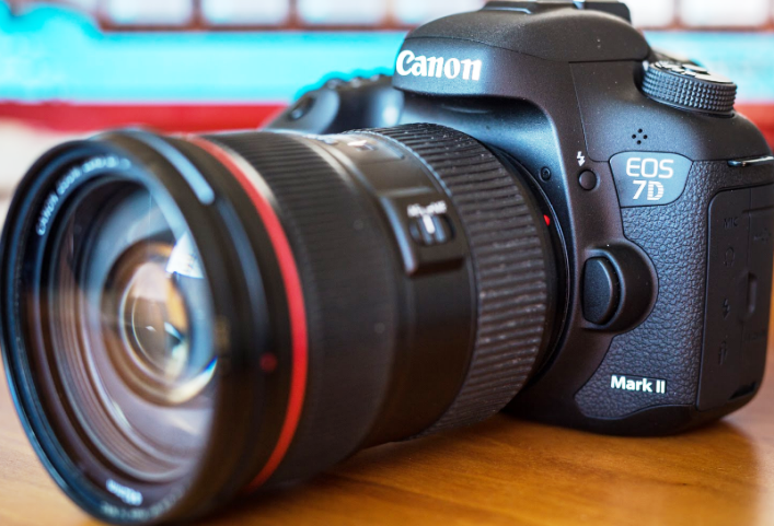 Spesifikasi Dan Harga Kamera Canon EOS 7D Terbaru Kelebihan Kekurangan Fitur