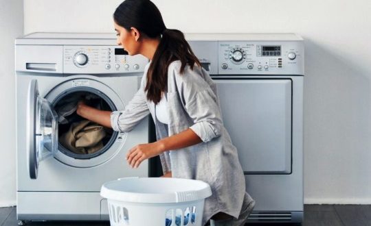 Perbedaan Mesin Cuci Front Loading dan Top Loading
