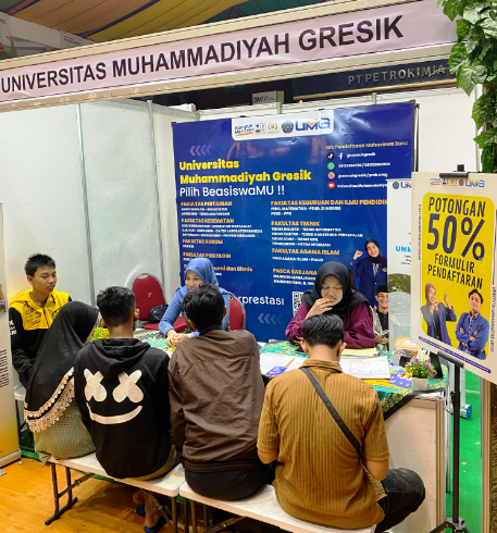Stand Universitas Muhammadiyah Gresik Petrofest