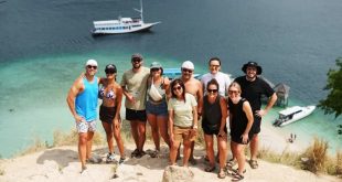 Alasan Kenapa Komodo Boat Tour Cocok untuk Honeymoon atau Family Trip